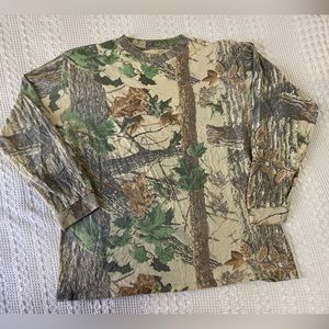 Vintage Realtree Camo Long Sleeve